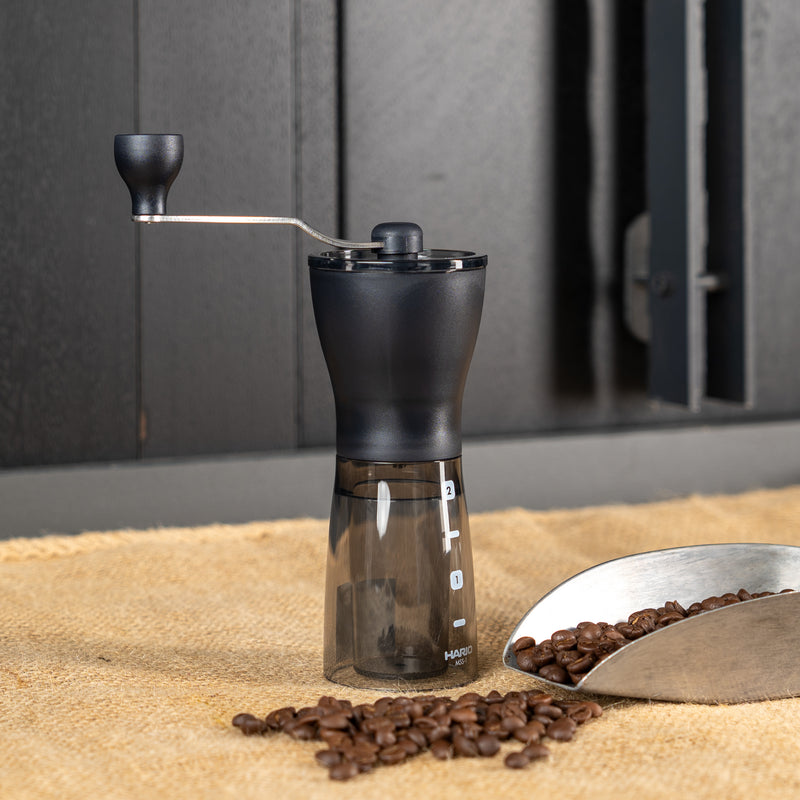 Hario Mini Mill Slim Handmühle (MSS-1B) - Kaffeesack. Die Rösterei
